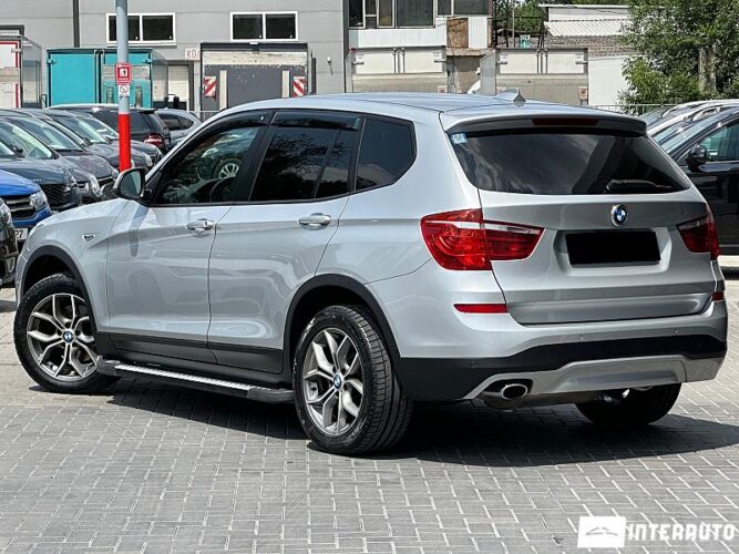 BMW X3 2.0D 33 interauto-car