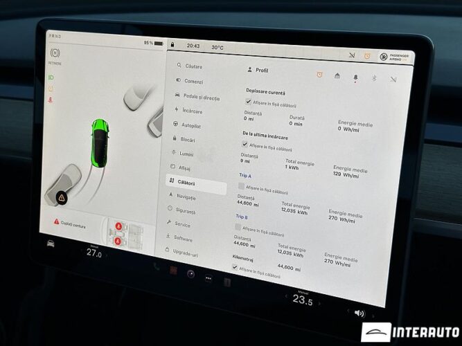 Tesla Model 3 43 interauto-car