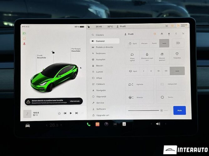 Tesla Model 3 39 interauto-car