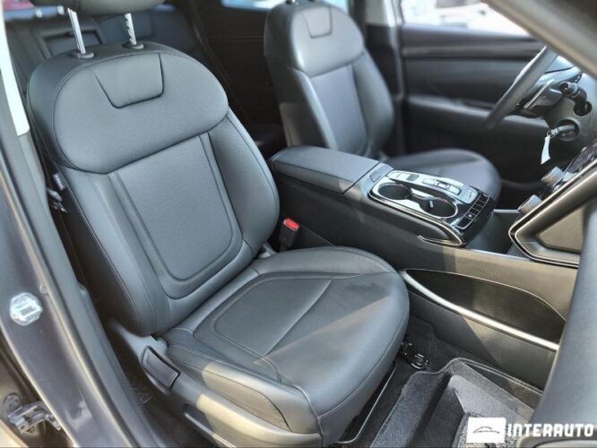 Hyundai Tucson 34 interauto-car