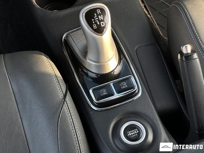 Mitsubishi Outlander 42 interauto-car