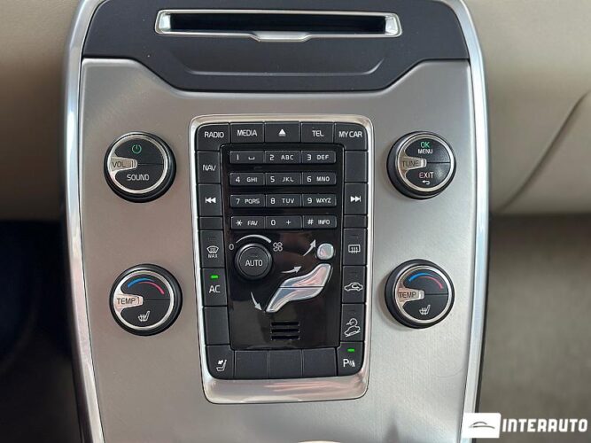 Volvo XC 70 43 interauto-car