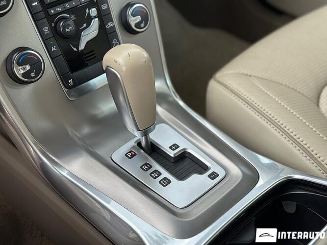 Volvo XC 70 44 interauto-car