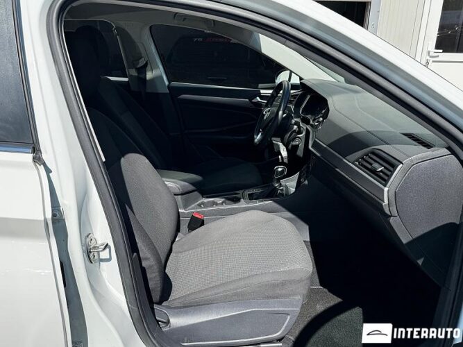 Volkswagen Jetta 32 interauto-car