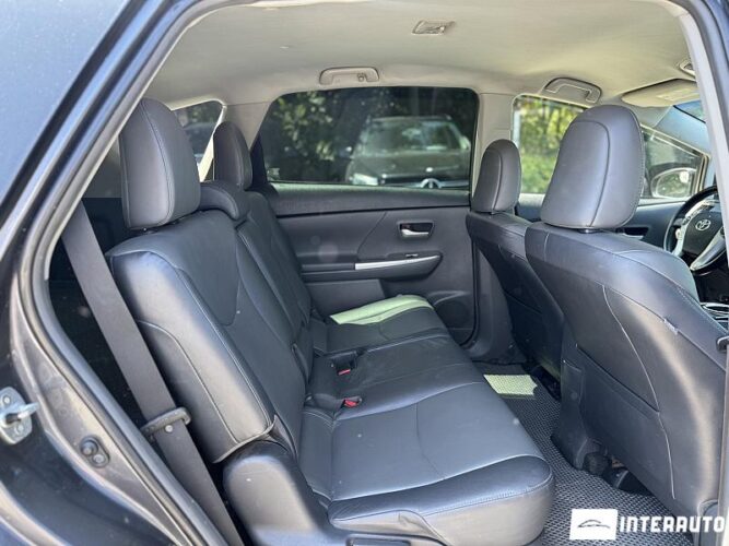 toyota Prius Plus / V 2013