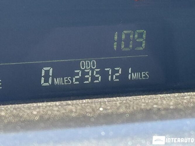 toyota Prius Plus / V 2013