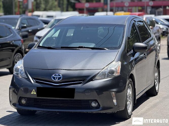 Toyota Prius Plus / V 2013 doar la InterAuto