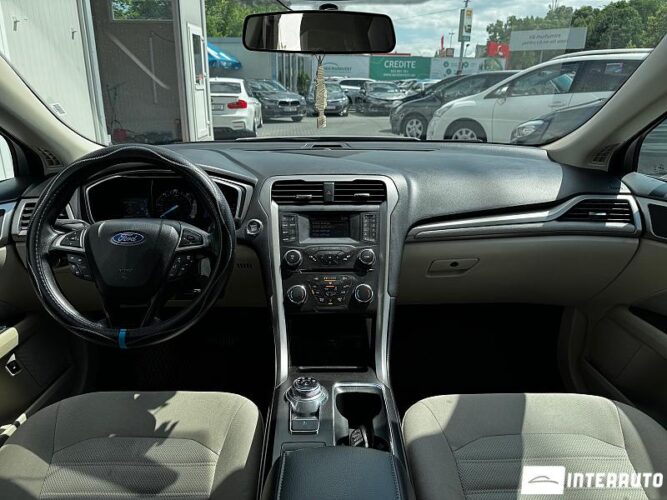 Ford Fusion 35 interauto-car