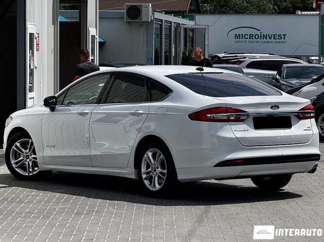 Ford Fusion 31 interauto-car