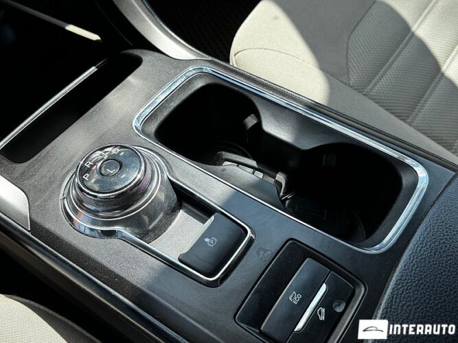 Ford Fusion 40 interauto-car