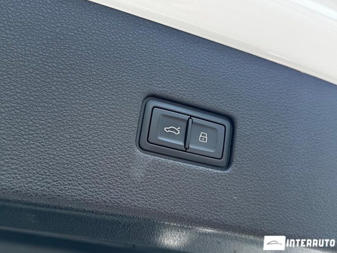 audi Q8 2020