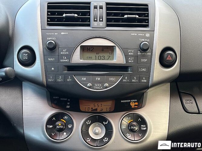 Toyota Rav-4 38 interauto-car