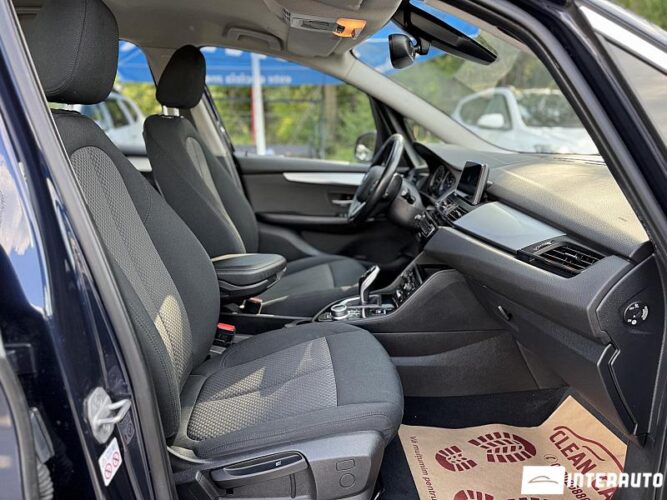 BMW 216d 51 interauto-car