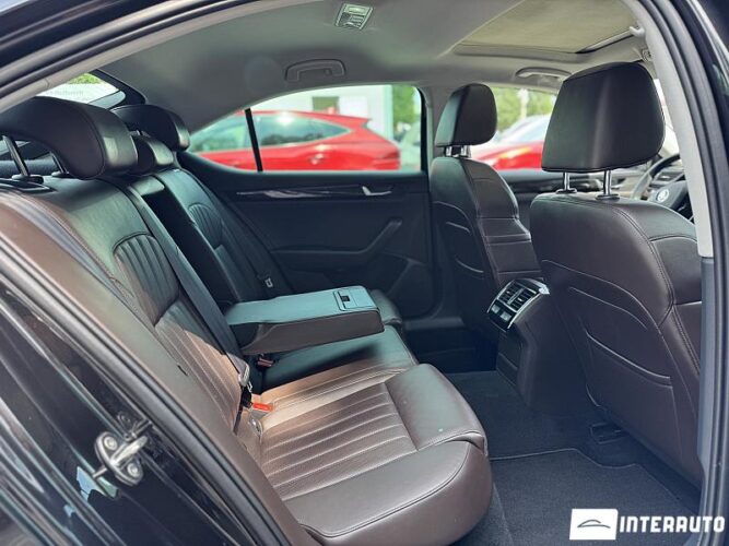 Skoda Superb 50 interauto-car