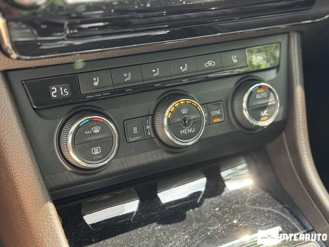 Skoda Superb 45 interauto-car