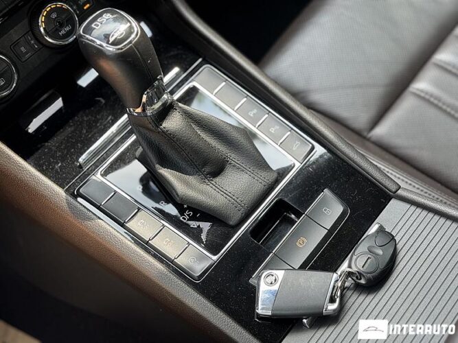 Skoda Superb 46 interauto-car