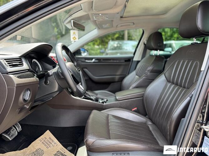 Skoda Superb 40 interauto-car