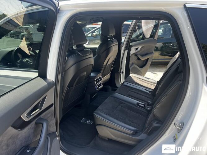 Audi Q7 51 interauto-car