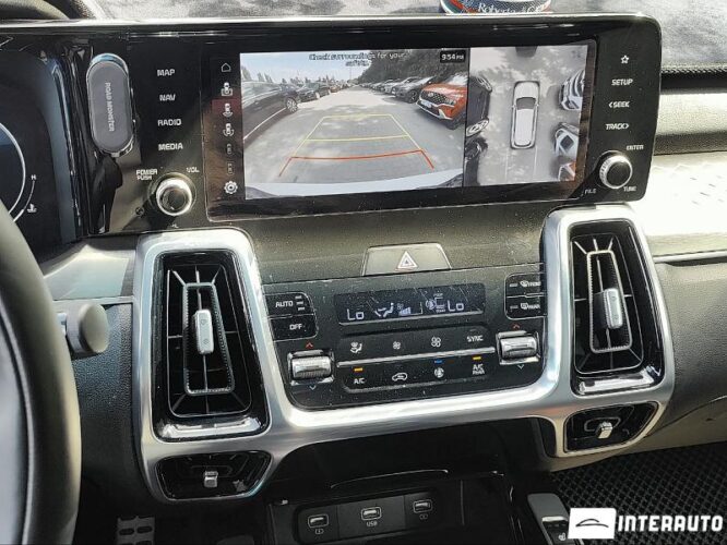 Kia Sorento 47 interauto-car