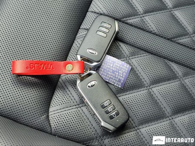 Kia Sorento 52 interauto-car