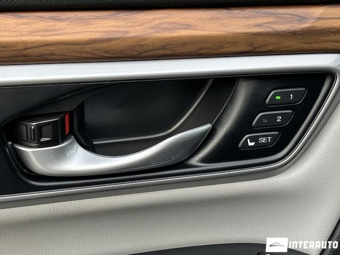 Honda CR-V 57 interauto-car