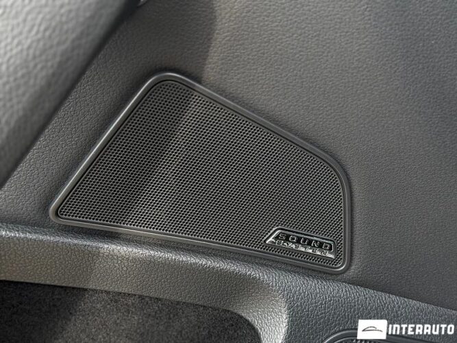 Skoda Superb 48 interauto-car