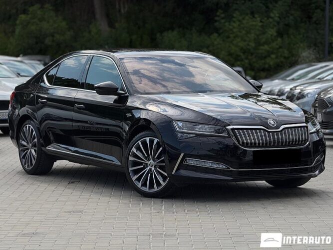 Skoda Superb 41 interauto-car
