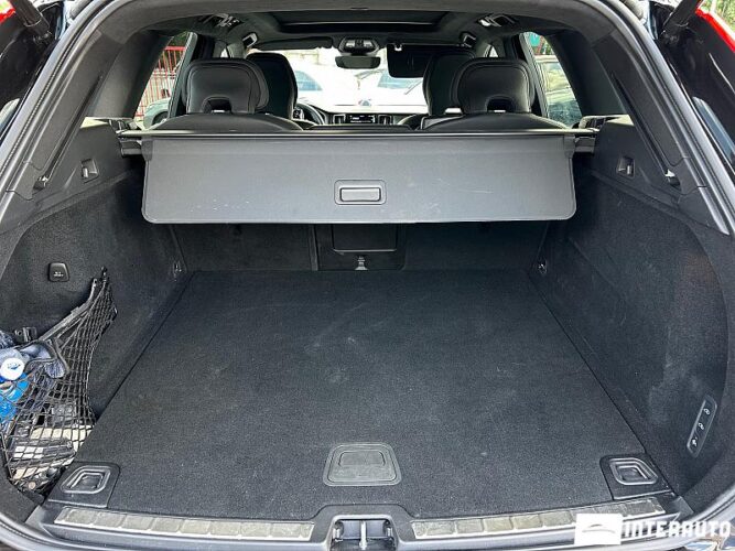 Volvo XC 60 49 interauto-car