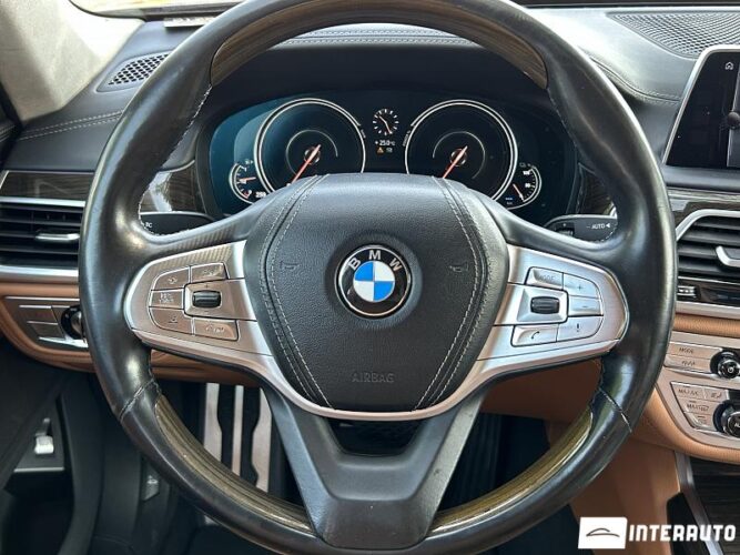 BMW 740e 47 interauto-car