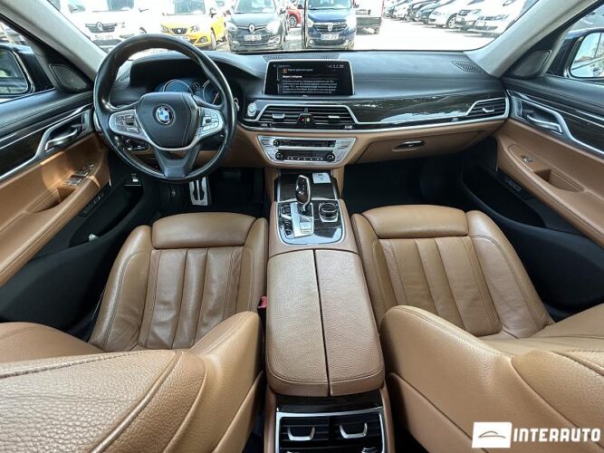 BMW 740e 45 interauto-car