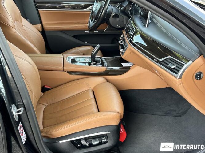 BMW 740e 51 interauto-car