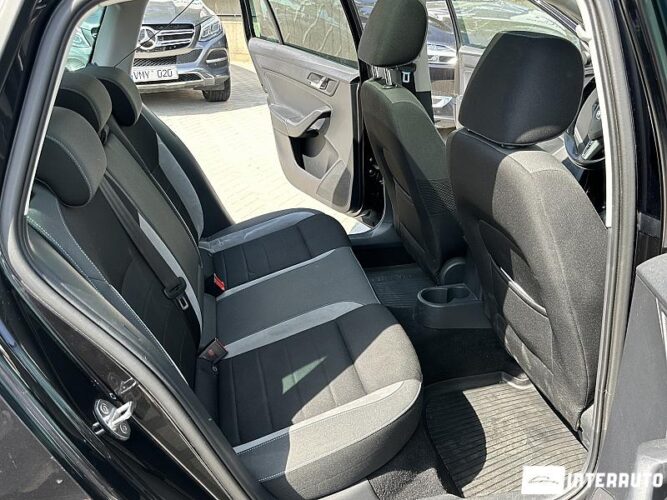 Skoda Rapid 45 interauto-car