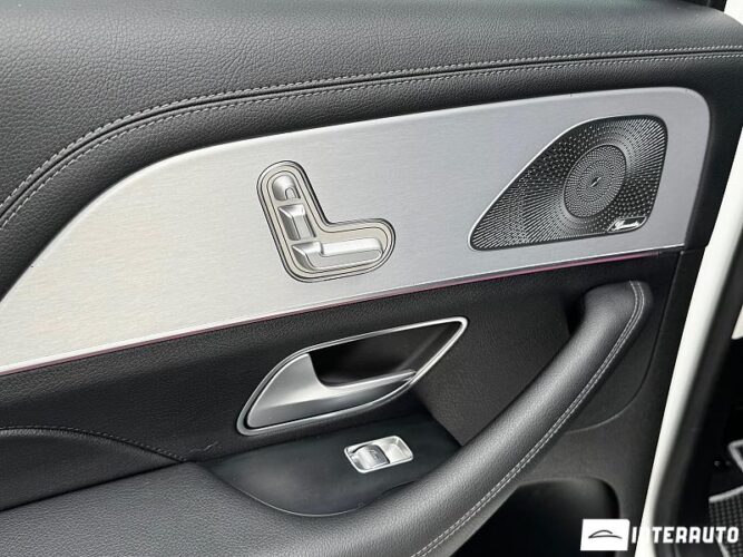 Mercedes GLE 300d 53 interauto-car