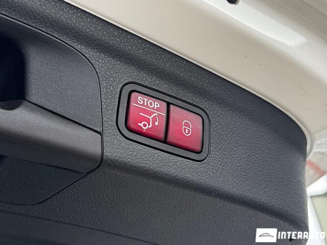 Mercedes GLE 300d 57 interauto-car