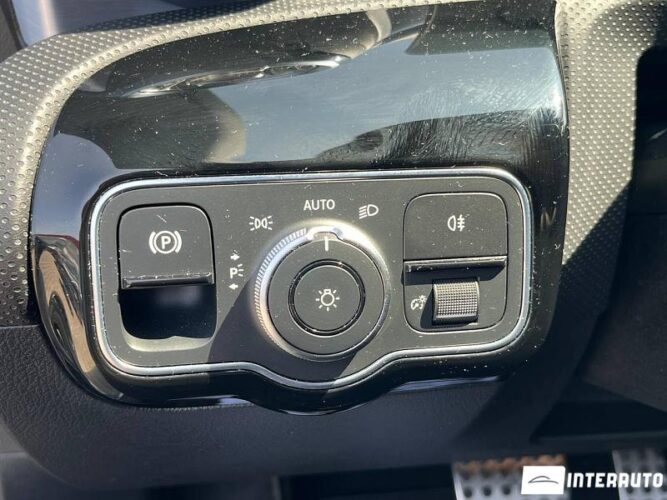 Mercedes CLA 180d 45 interauto-car