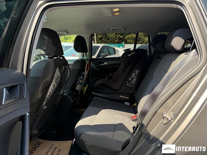 Volkswagen Golf 44 interauto-car