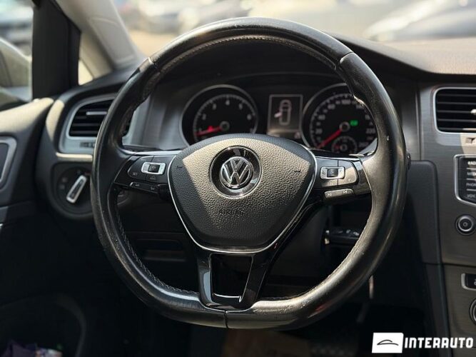 Volkswagen Golf 34 interauto-car