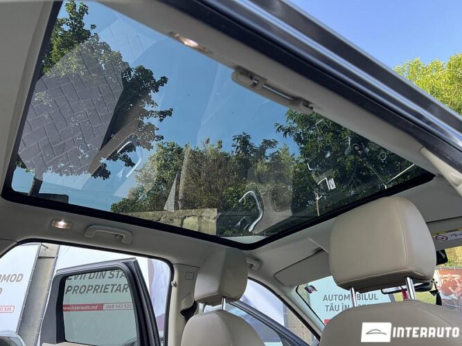 Land Rover Discovery Sport 47 interauto-car