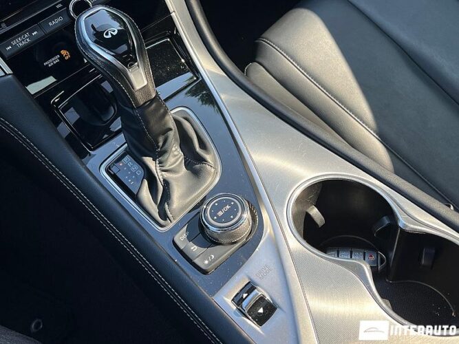 Infiniti Q60 41 interauto-car
