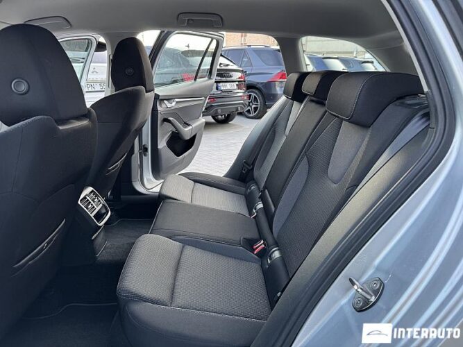 Skoda Octavia 43 interauto-car
