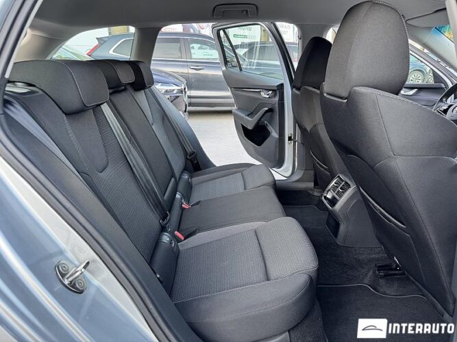 Skoda Octavia 44 interauto-car