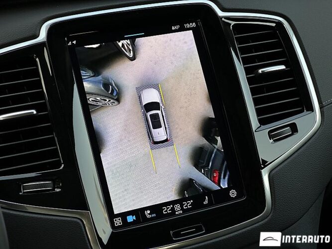 Volvo XC 90 48 interauto-car