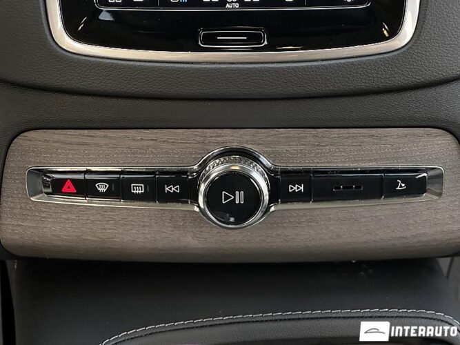 Volvo XC 90 49 interauto-car