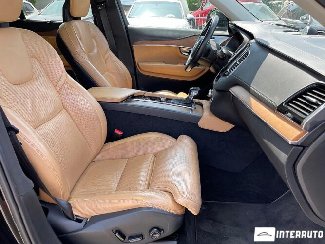 Volvo XC 90 44 interauto-car
