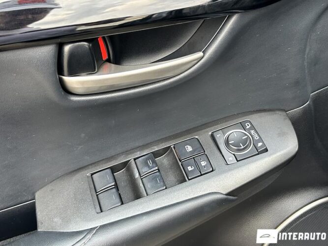 Lexus NX 300H 33 interauto-car