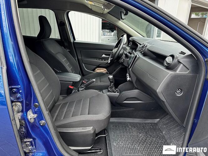 Dacia Duster 37 interauto-car
