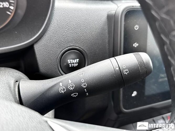 Dacia Duster 42 interauto-car