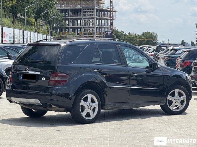 Mercedes ML 320 33 interauto-car