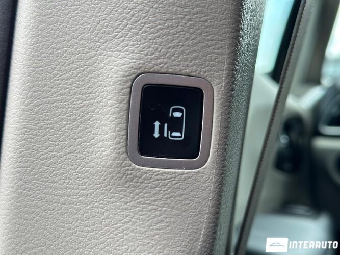 Chrysler Pacifica 65 interauto-car