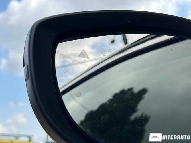 Chrysler Pacifica 44 interauto-car